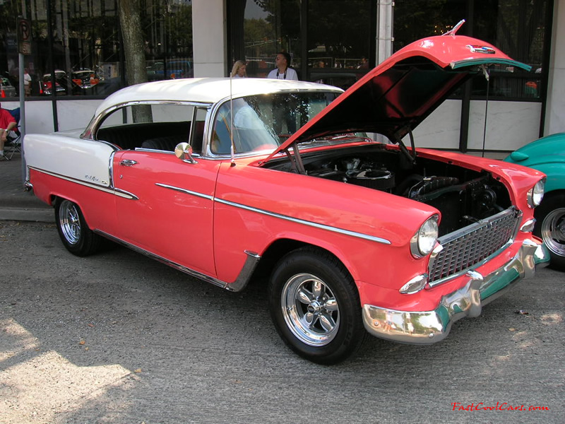 Cleveland, Tennessee Cruise-in August 28, 2005 - Classic car
