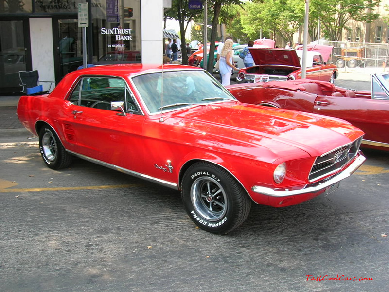 Cleveland, Tennessee Cruise-in August 28, 2005 - classic Ford Mustang