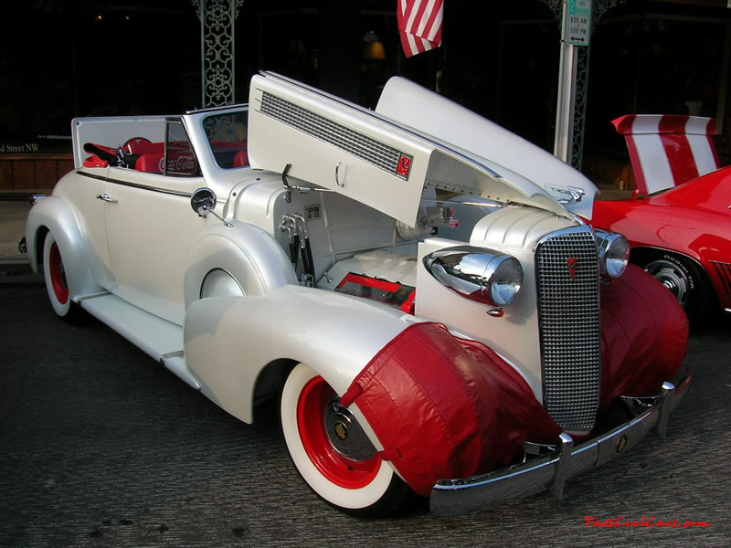 Cleveland, Tennessee Cruise-in August 28, 2005 - Coca-Cola Classic streetrod
