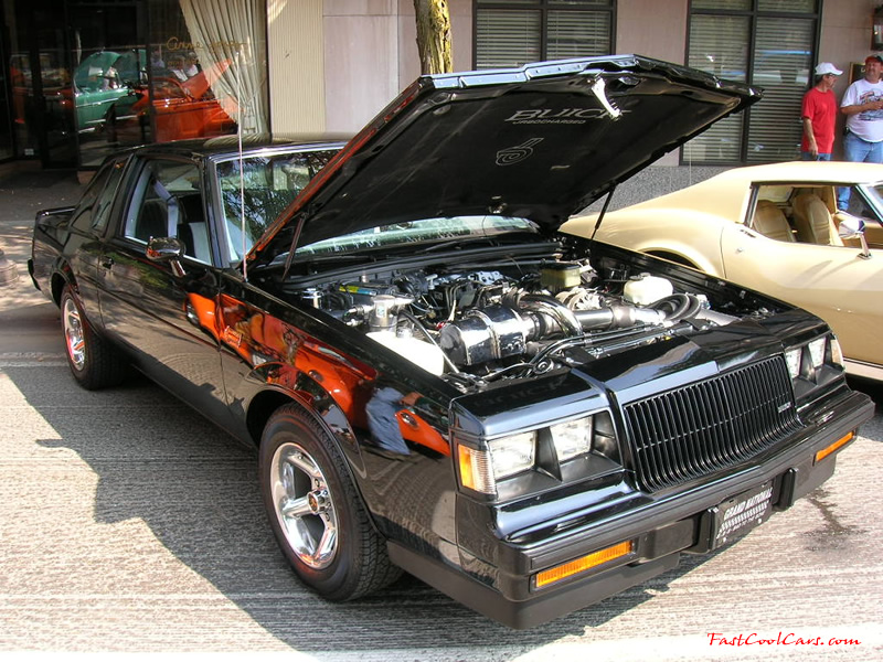 Cleveland, Tennessee Cruise-in August 28, 2005 - Grand National - turbo, and very clean