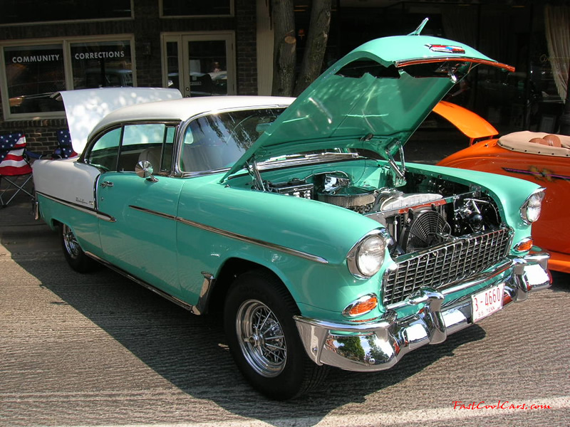 Cleveland, Tennessee Cruise-in August 28, 2005 - sharp classic