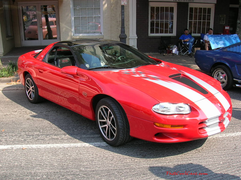 Cleveland, Tennessee Cruise-in August 28, 2005 - SS Camaro 6 speed