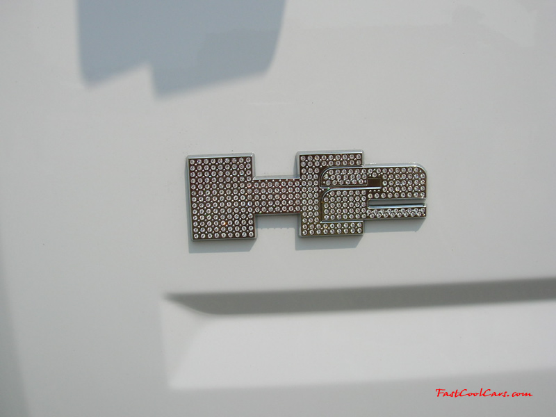 Nopi Nationals - Motorsports Supershow 2005, Hummer H2 diamond emblem. Pimp My Ride, Bling Bling.