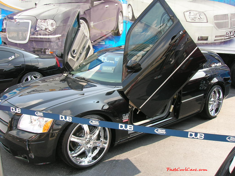 Nopi Nationals - Motorsports Supershow 2005, DUB custom fast cool cars, big chrome rims, lowrider. Pimp My Ride, Pimped out.