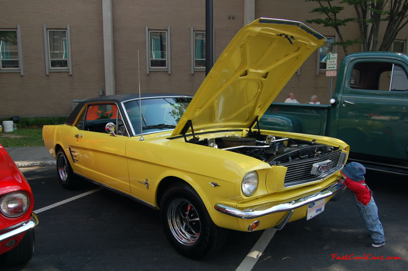 Cleveland, Tennessee - Cruise in, car show, 05-27-06  Fast Cool Cars - Classic Yellow Ford Mustang