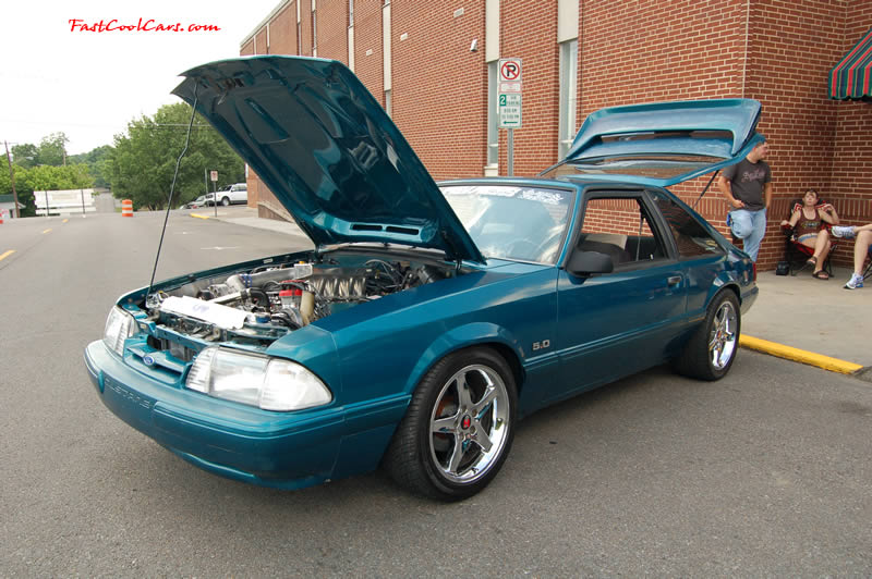 Cleveland, Tennessee - Cruise in, car show, 05-27-06  Fast Cool Cars - Ford Muscle